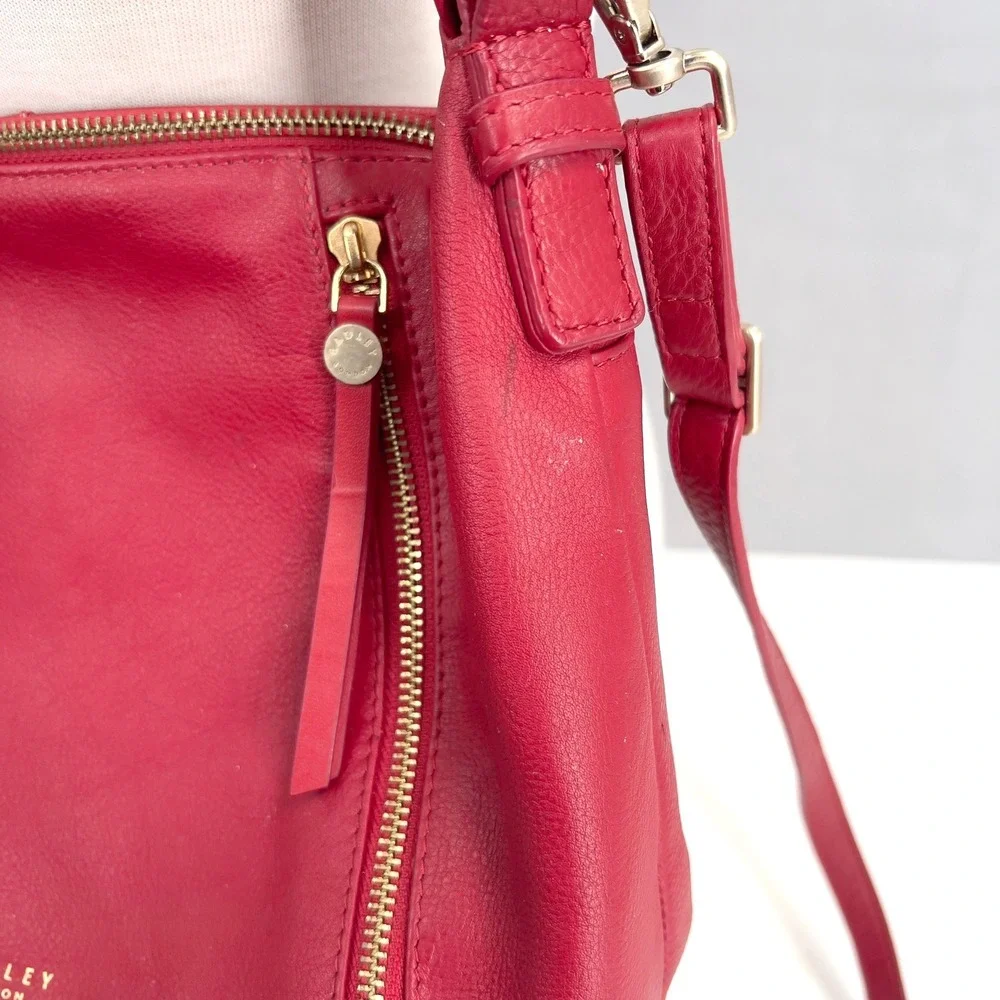Radley London Womens Crossbody Shoulder Bag Red Pebbled Leather Zip Details